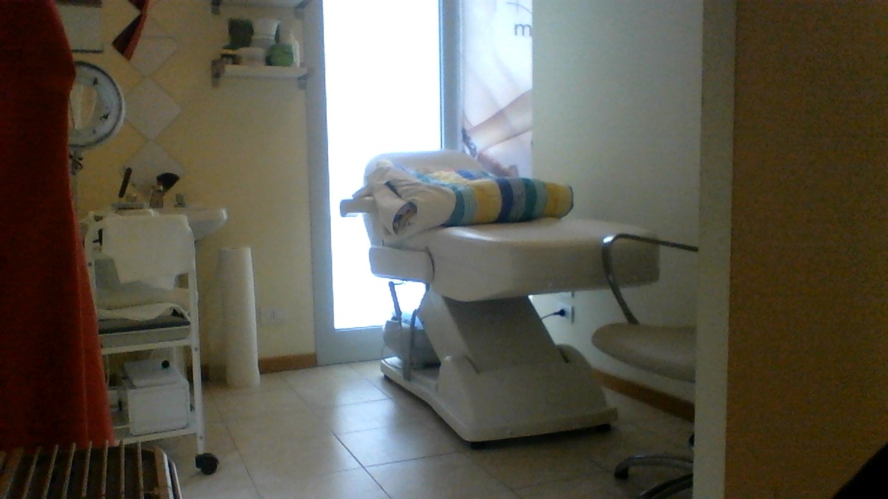 Immagine LA PETTINATRICE SNC a PIAZZA ENZO FERRARI 22 MONTEBELLUNA